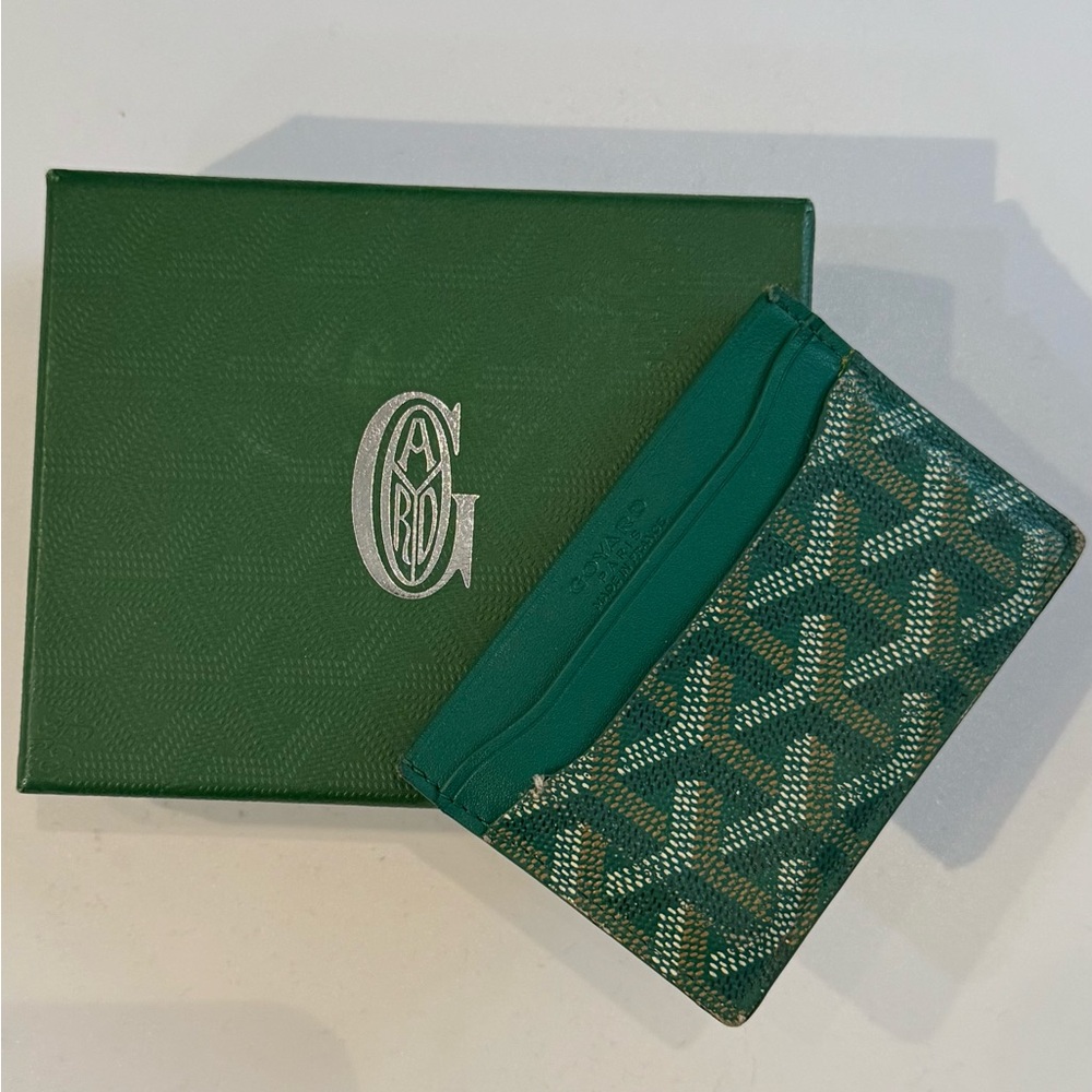 Goyard Emerald Card Holder with Signature Pattern